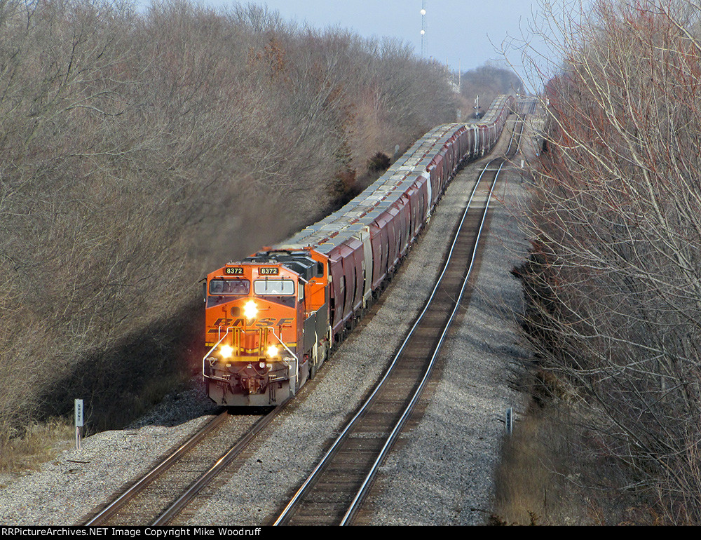 BNSF 8372